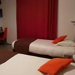 Le Cheval Blanc Hotel Saint-Maixent-l'Ecole