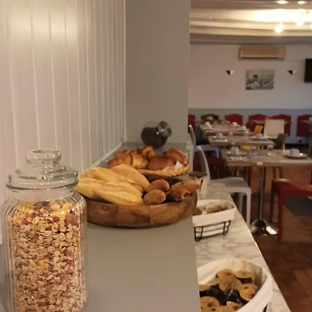 酒店 Le Cheval Blanc Saint-Maixent-lʼÉcole