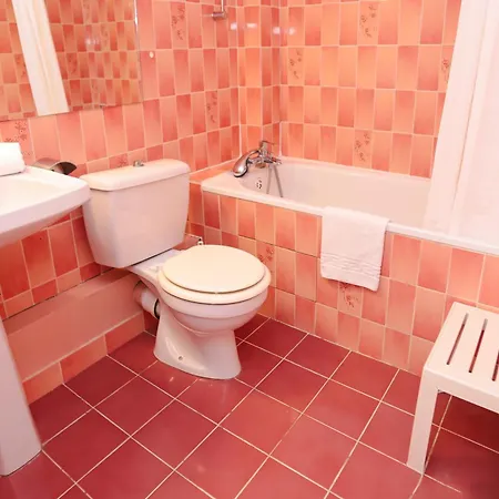 酒店 Le Cheval Blanc Saint-Maixent-lʼÉcole