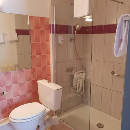 Le Cheval Blanc Saint-Maixent-lʼÉcole