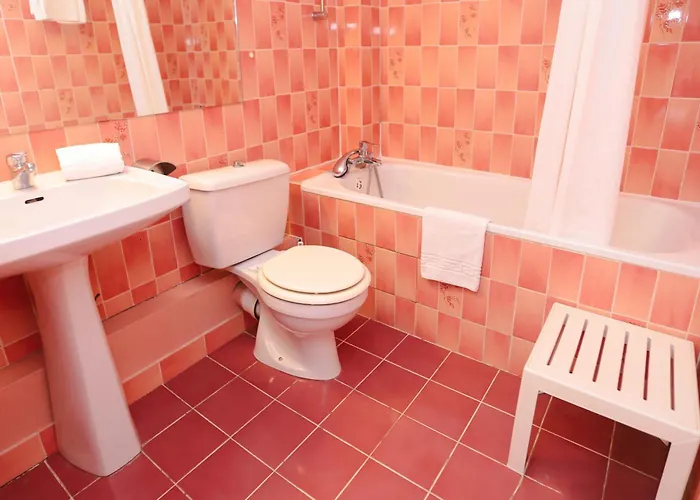 Szálloda Le Cheval Blanc Saint-Maixent-lʼÉcole