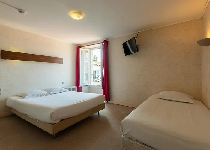 Le Cheval Blanc 2* Saint-Maixent-lʼÉcole